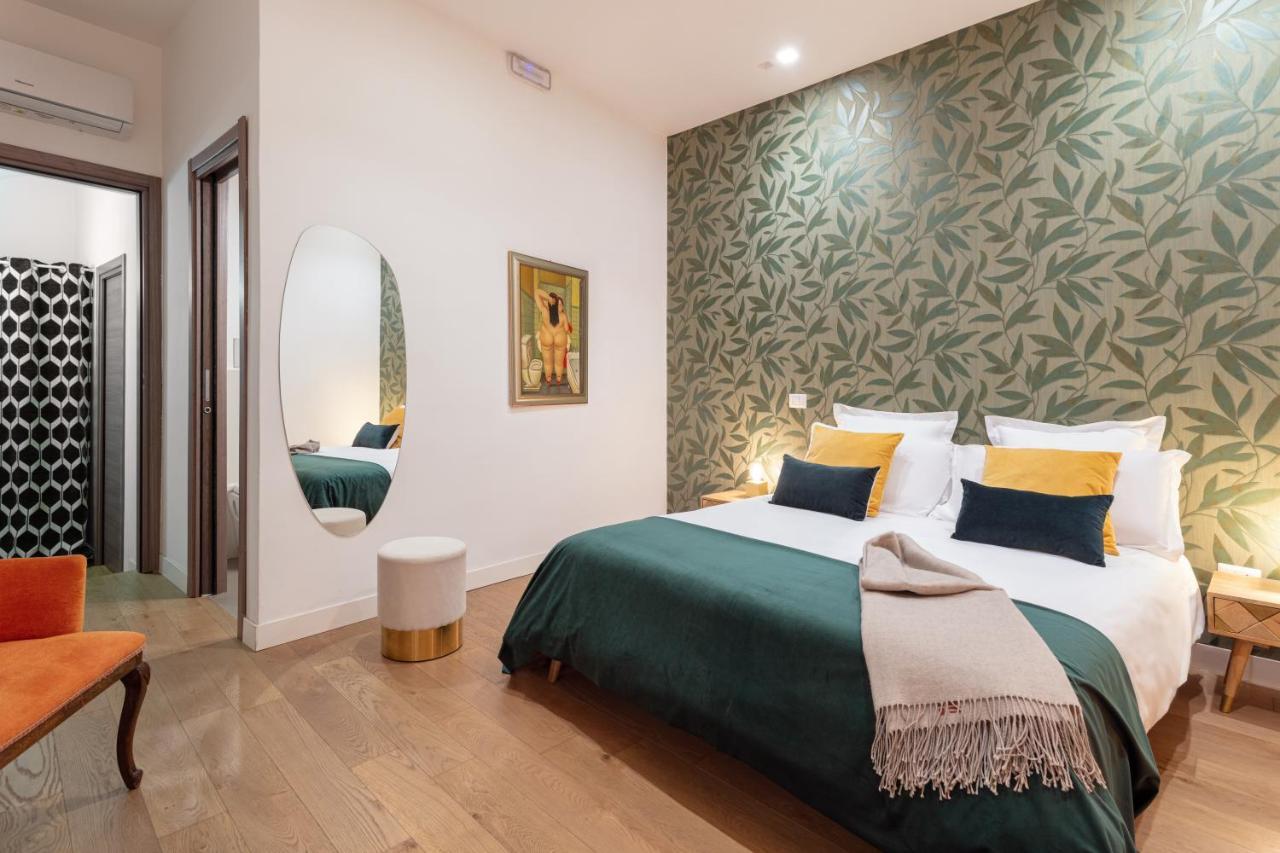 Starguest La Sapienza Art Gallery Appartement Napels Buitenkant foto